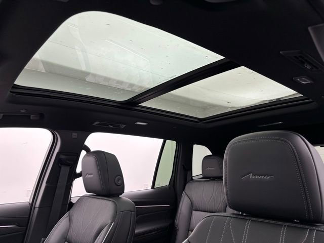 New 2026 Buick Enclave Avenir w/ Super Cruise Package image 5
