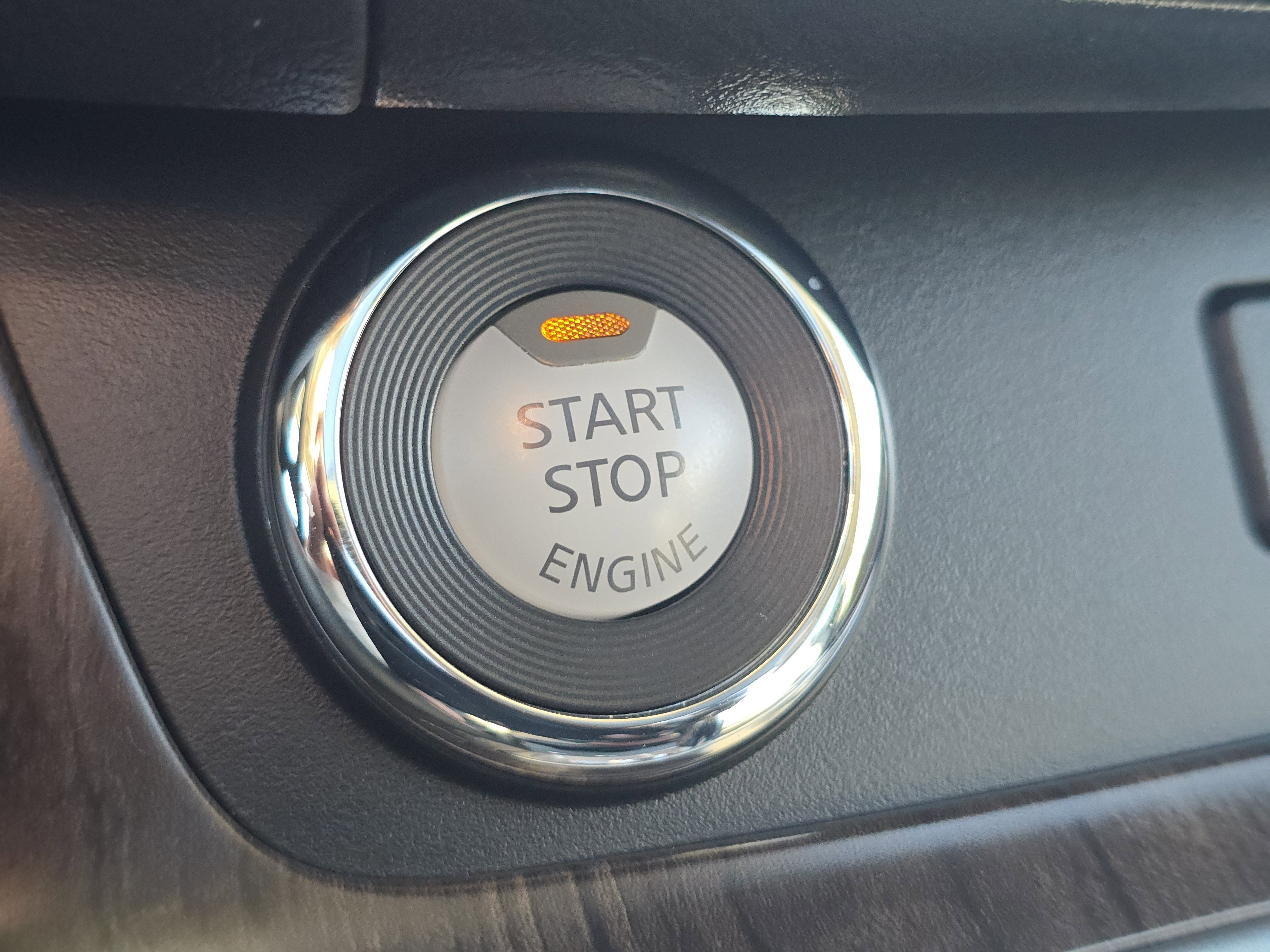 Used 2022 Nissan Murano Platinum w/ Cargo Package image 26