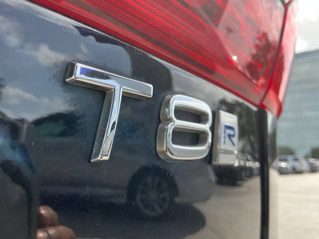 Used 2018 Volvo XC60 T8 R-Design w/ Convenience Package AWD/4WD image 27