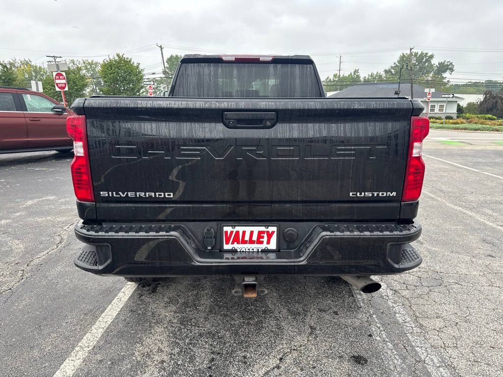 Used 2025 Chevrolet Silverado 2500 Custom w/ Z71 Off-Road Package AWD/4WD image 5