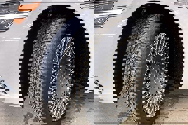 Used 2021 Genesis G90 3.3T Premium image 34