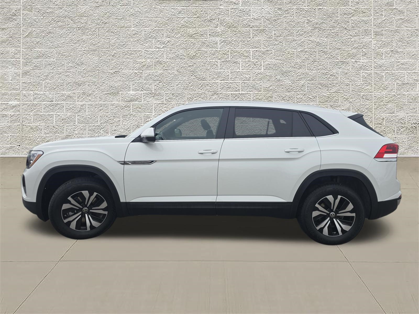 New 2026 Volkswagen Atlas Cross Sport SE AWD/4WD image 4