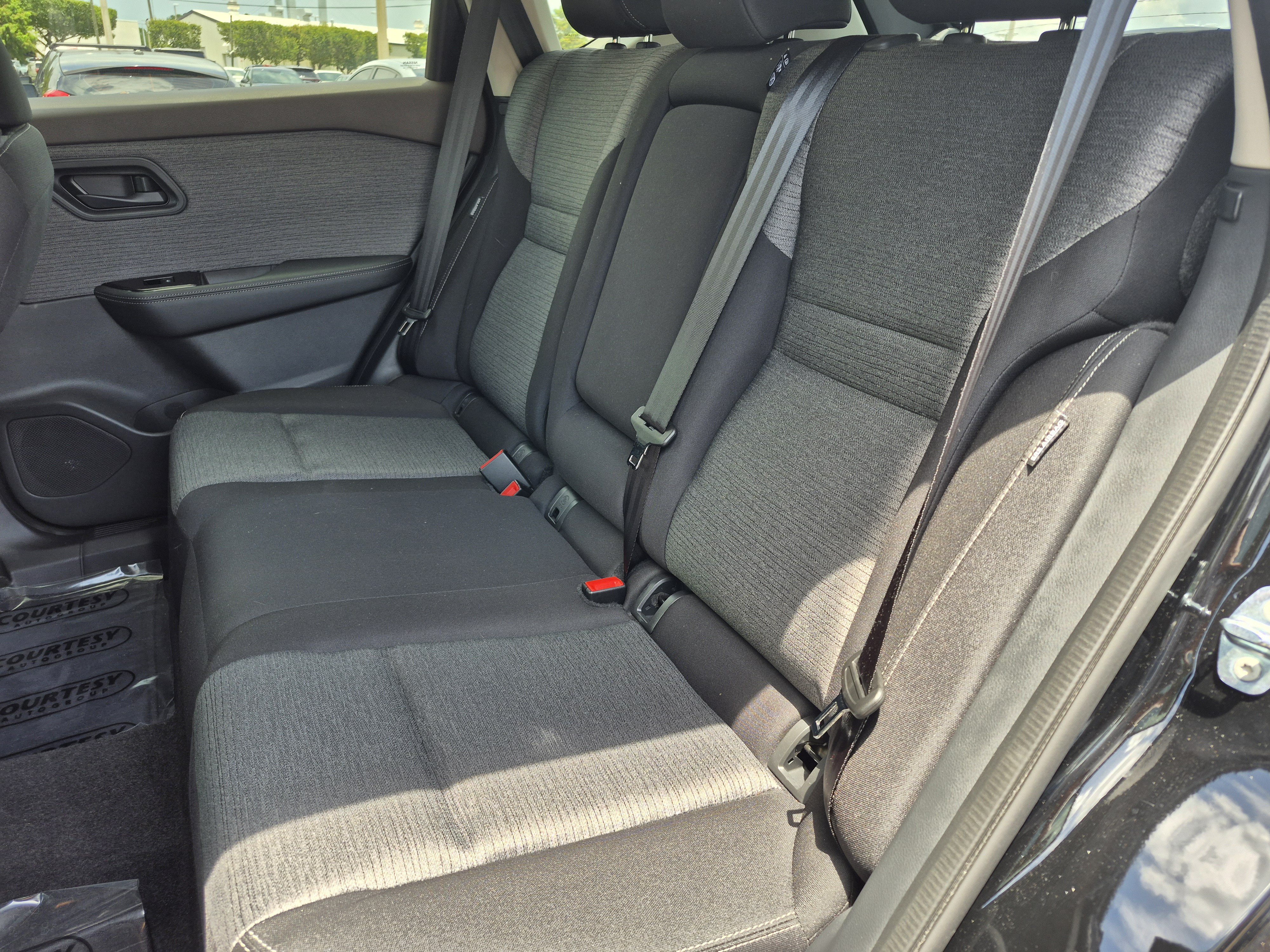 Used 2022 Nissan Rogue S FWD image 20