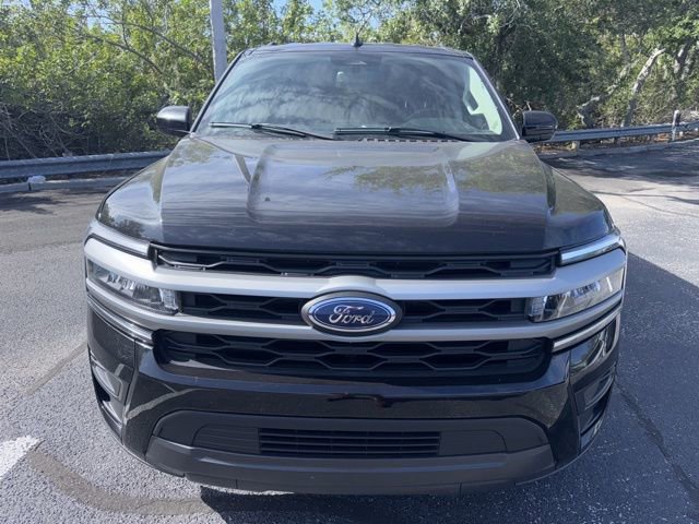 Used 2024 Ford Expedition XLT RWD image 2