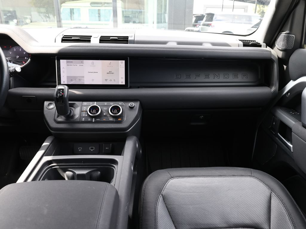 Used 2023 Land Rover Defender 110 X-Dynamic SE AWD/4WD image 27