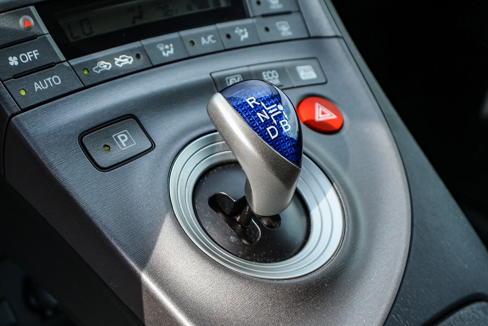 Used 2014 Toyota Prius Three FWD image 9