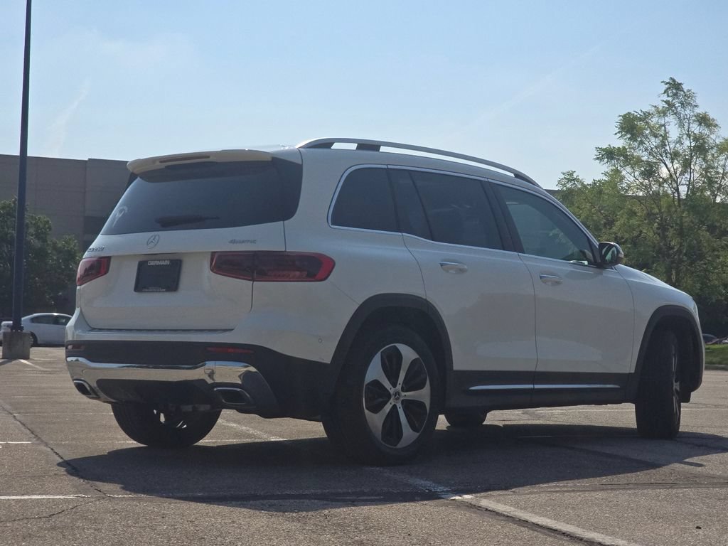 Used 2025 Mercedes-Benz GLB 250 4MATIC image 15