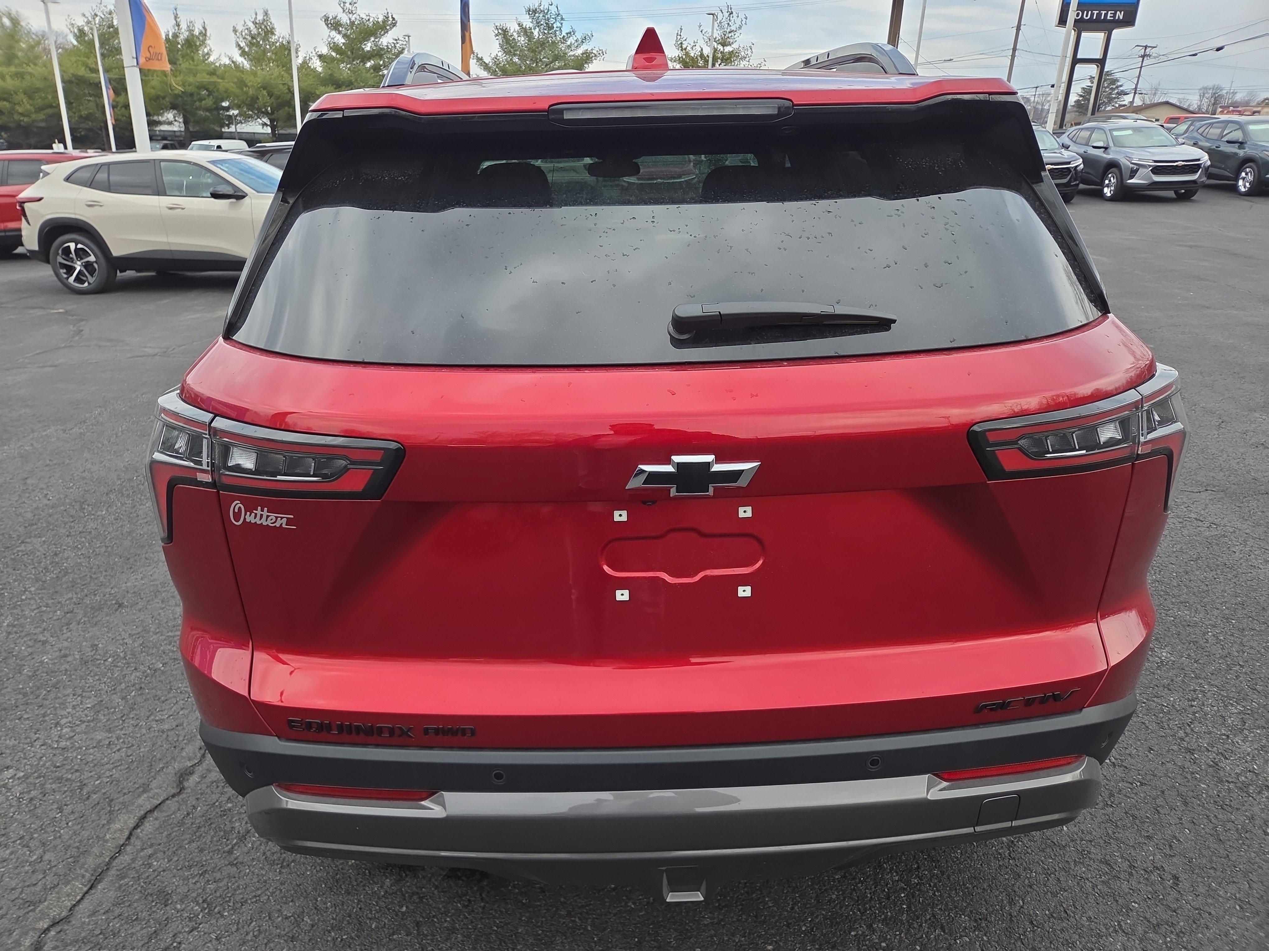 New 2026 Chevrolet Equinox ACTIV image 3