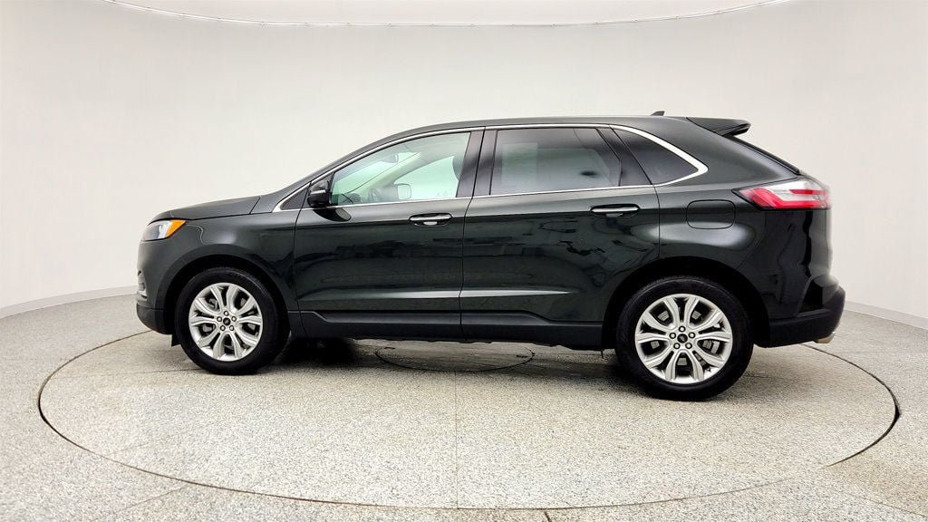 Used 2024 Ford Edge Titanium AWD/4WD image 8