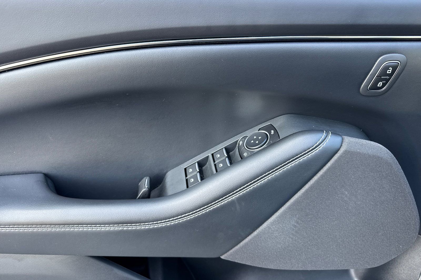 Certified 2023 Ford Mustang Mach-E Select RWD image 12