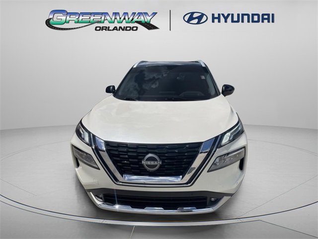 Used 2022 Nissan Rogue Platinum w/ Head-Up Display Package image 2