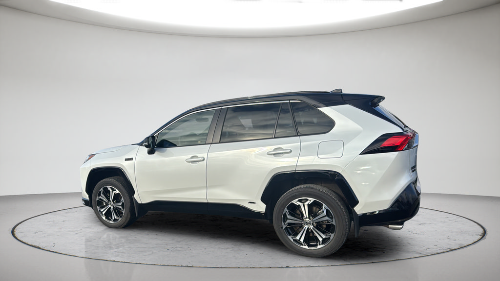 Used 2024 Toyota RAV4 XSE AWD/4WD image 10