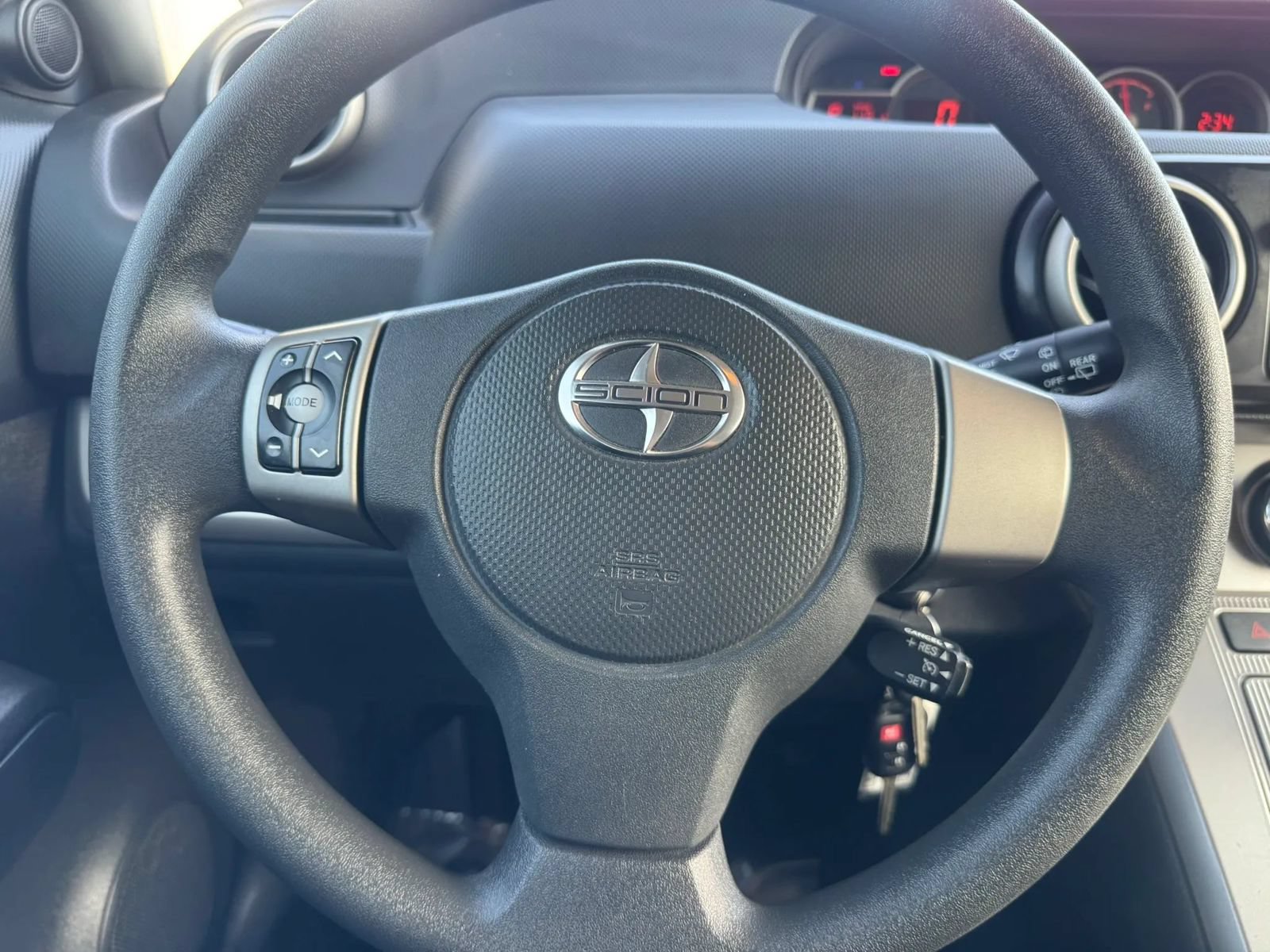 Used 2014 Scion xB FWD image 27