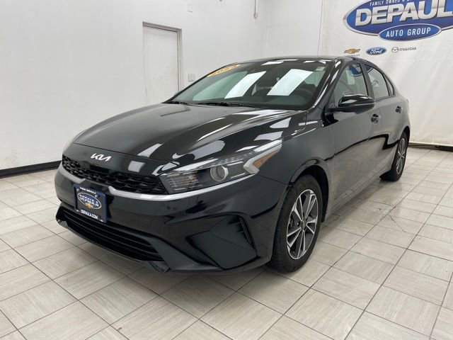 Used 2024 Kia Forte LXS w/ LXS Technology Package image 16
