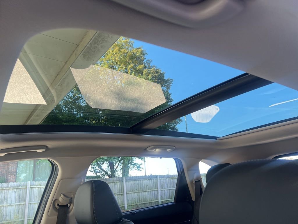 Certified 2023 Kia Sorento SX image 8