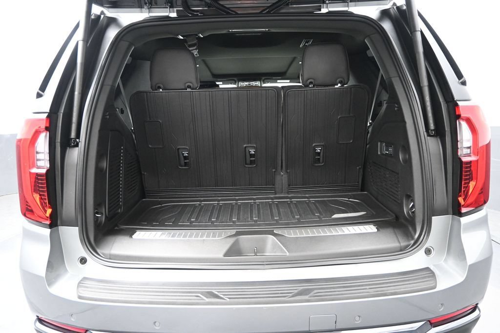 Used 2026 GMC Yukon Denali Ultimate w/ LPO, Floor Liner Package AWD/4WD image 26