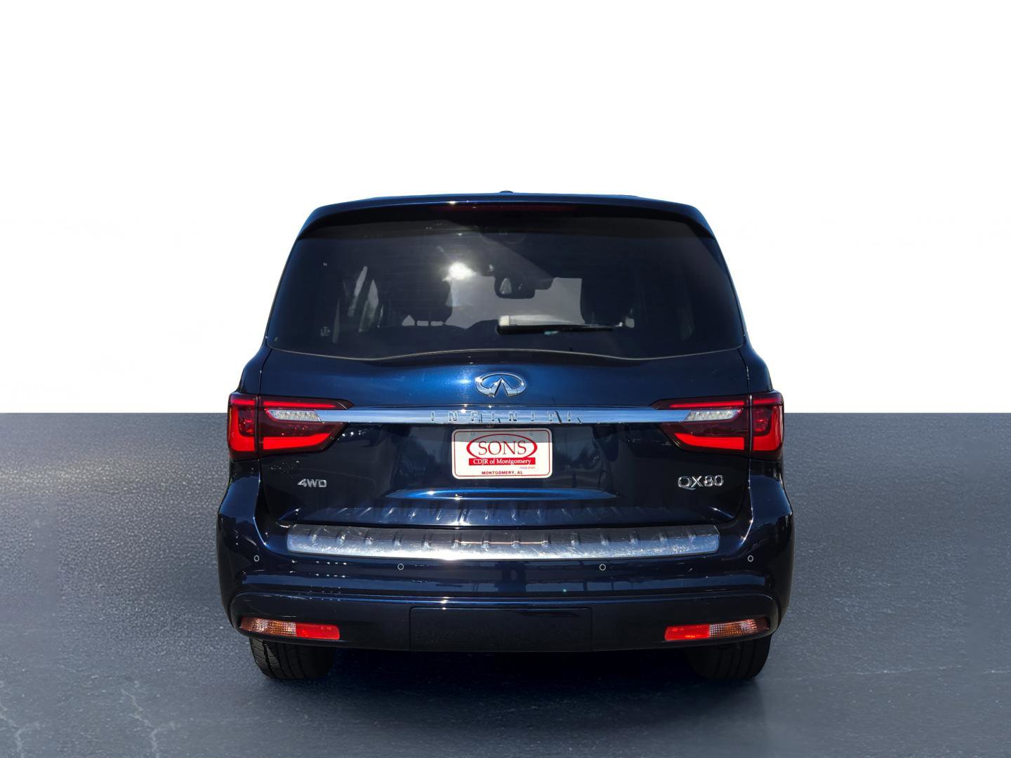 Used 2024 INFINITI QX80 Luxe image 8