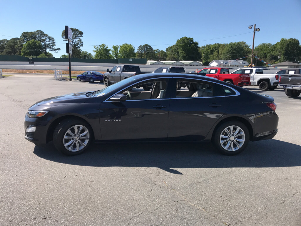 Used 2022 Chevrolet Malibu LT FWD image 8
