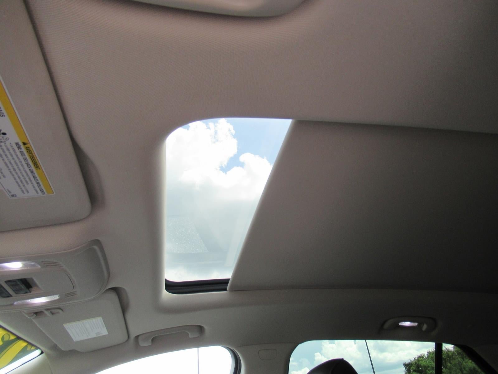 Used 2023 Buick Envision Essence w/ Sport Touring Package FWD image 19