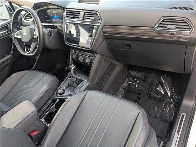 Used 2024 Volkswagen Tiguan Wolfsburg Edition image 22