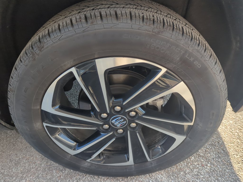 Certified 2026 Buick Enclave Sport Touring FWD image 11