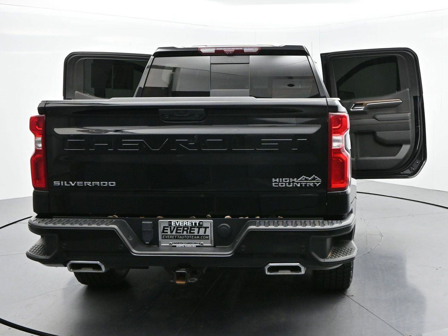 Used 2023 Chevrolet Silverado 1500 High Country w/ High Country Premium Package image 30