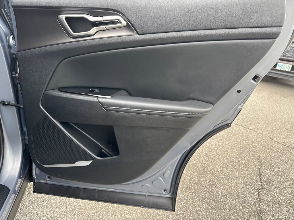 Certified 2023 Kia Sportage EX image 16