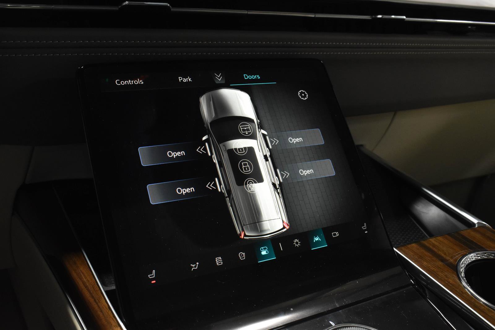 New 2026 Cadillac Escalade Platinum Sport w/ LPO, ONYX Package image 11