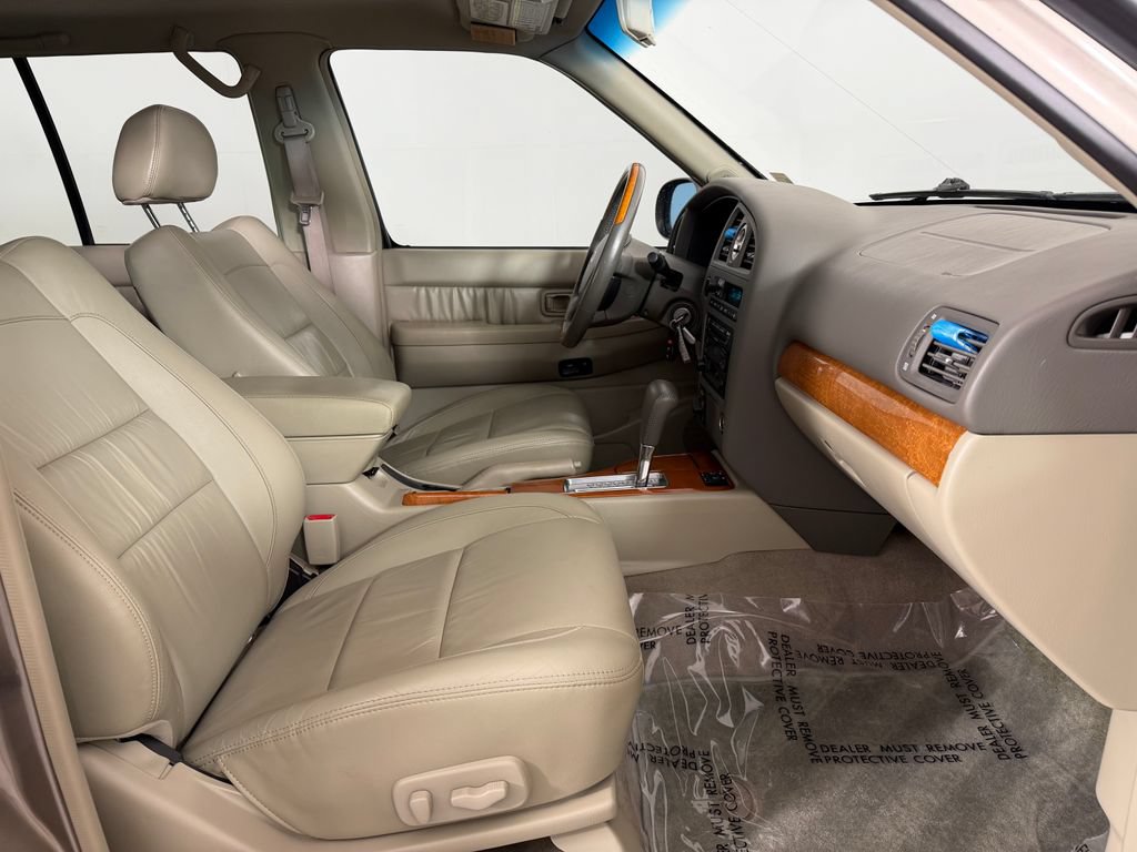 Used 2002 INFINITI QX4 4WD w/ (X03) Heated Seats Pkg image 19