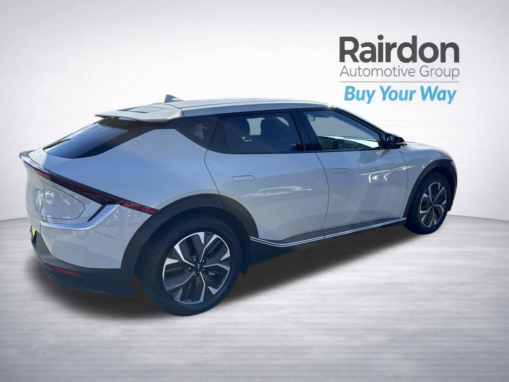 Used 2024 Kia EV6 Light RWD image 7