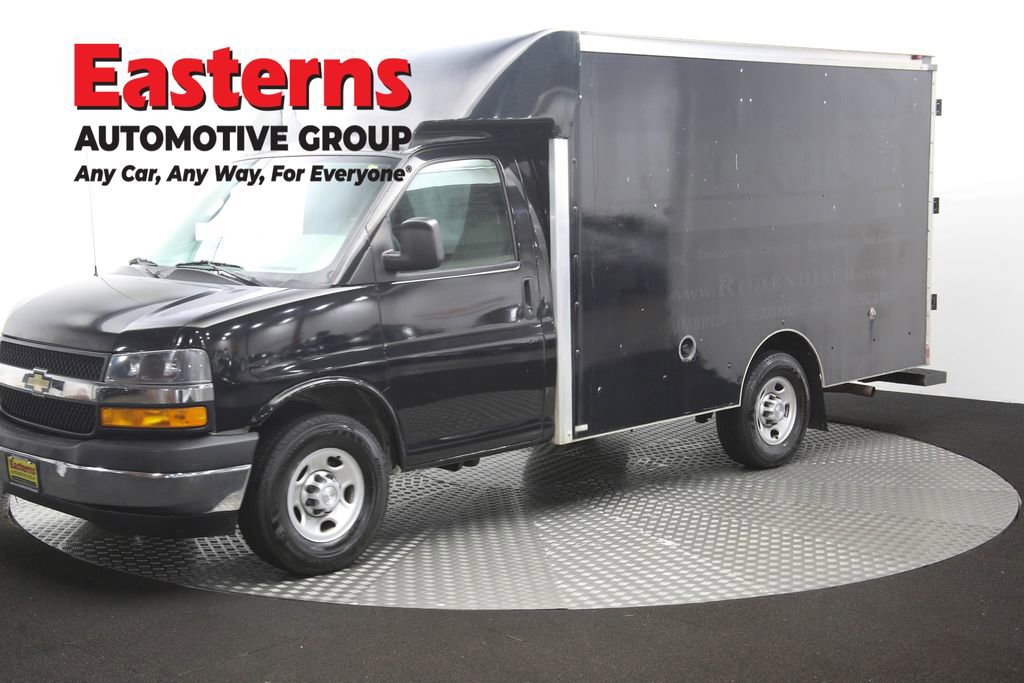 Used 2017 Chevrolet Express 3500 RWD image 53
