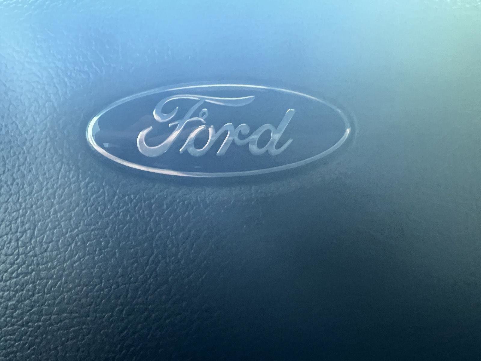 Used 2022 Ford F350 Platinum AWD/4WD image 37
