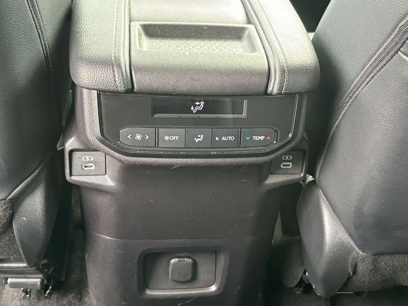 Used 2025 Toyota Grand Highlander FWD image 24
