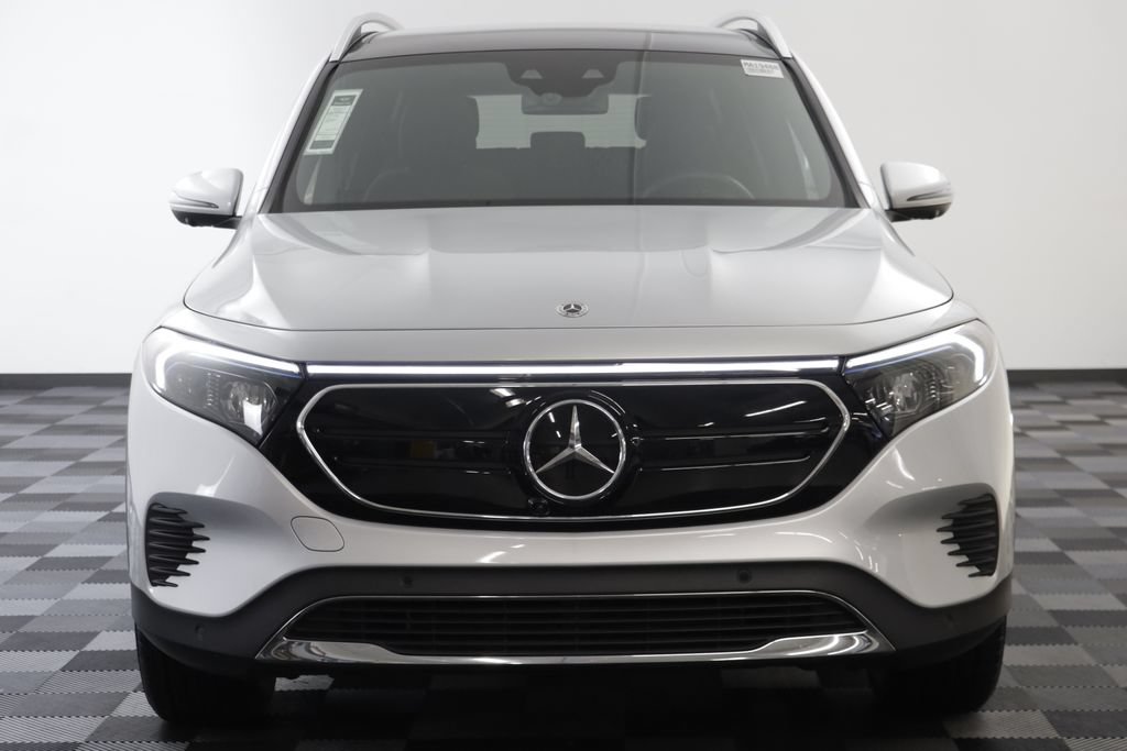 Used 2023 Mercedes-Benz EQB 300 4MATIC w/ Pinnacle Package image 23