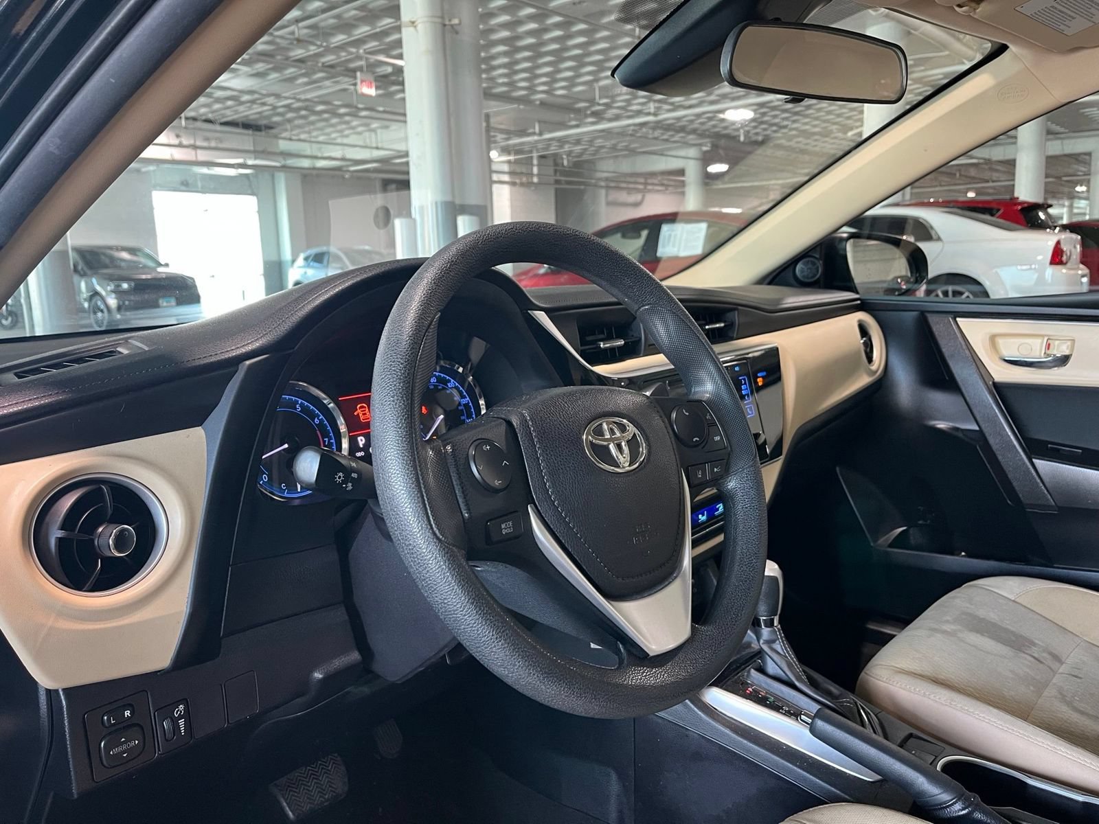 Used 2019 Toyota Corolla LE FWD image 15