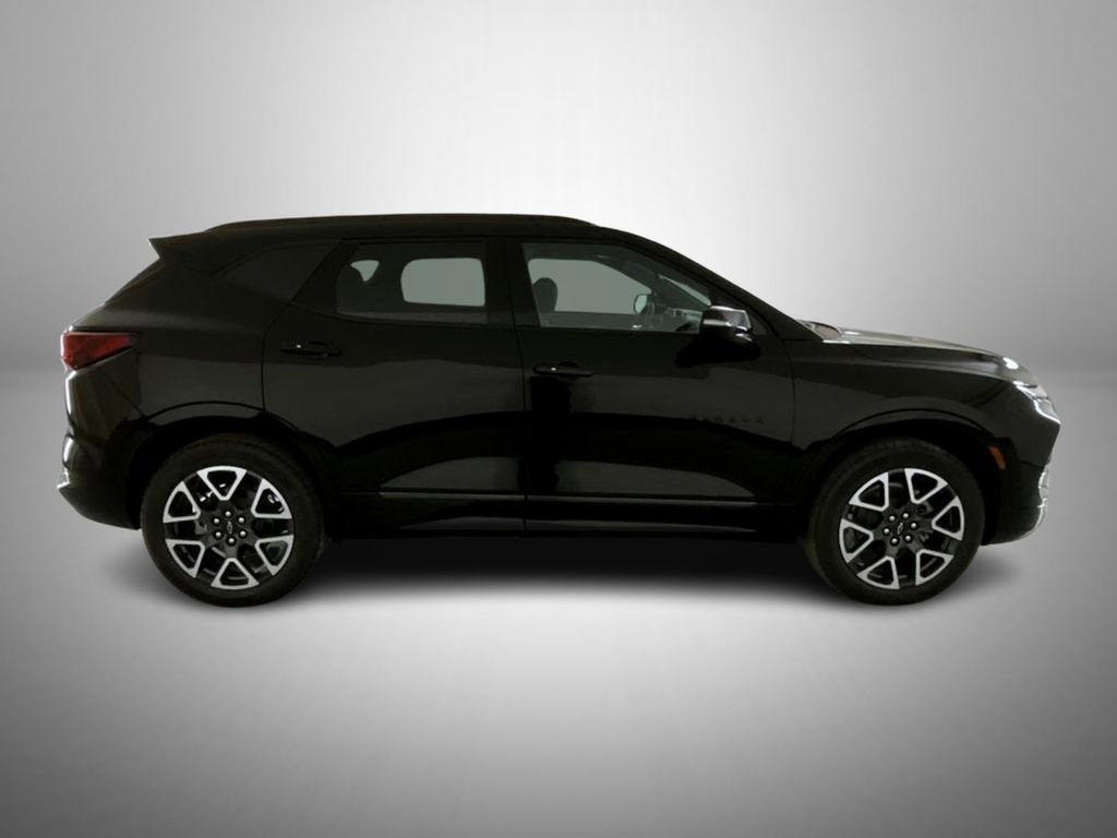 New 2026 Chevrolet Blazer RS w/ Driver Confidence II Package AWD/4WD image 4