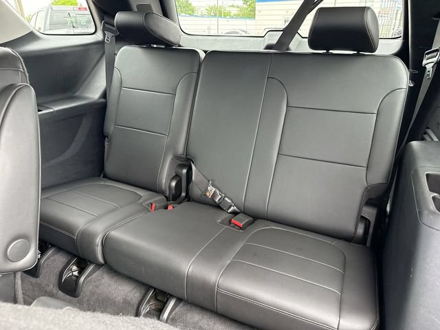 Used 2020 Chevrolet Traverse Premier AWD/4WD image 24