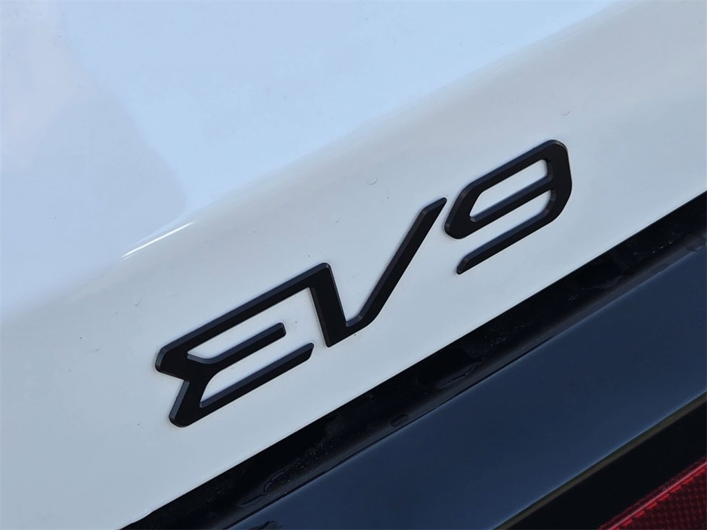 New 2026 Kia EV9 Land image 8
