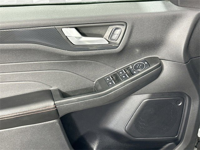 Used 2023 Ford Escape ST-Line image 24