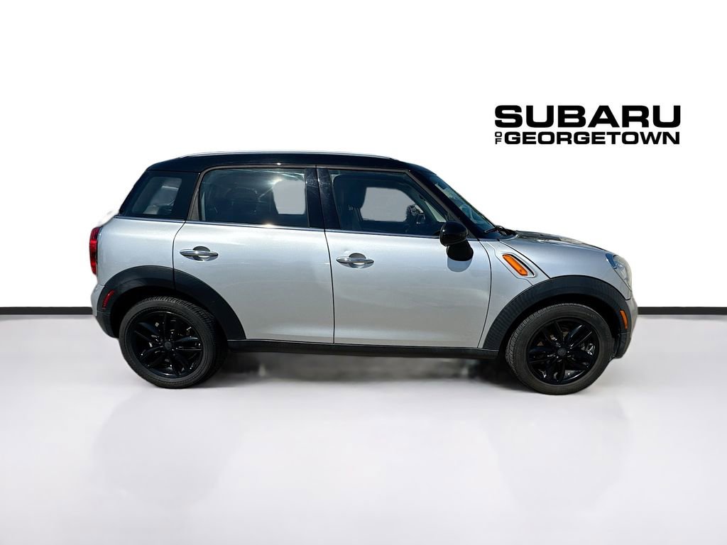 Used 2014 MINI Cooper Countryman FWD image 9
