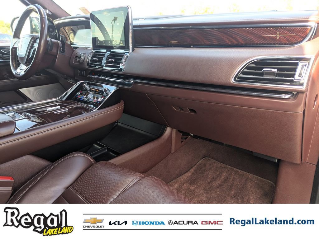 Used 2021 Lincoln Navigator Black Label image 10