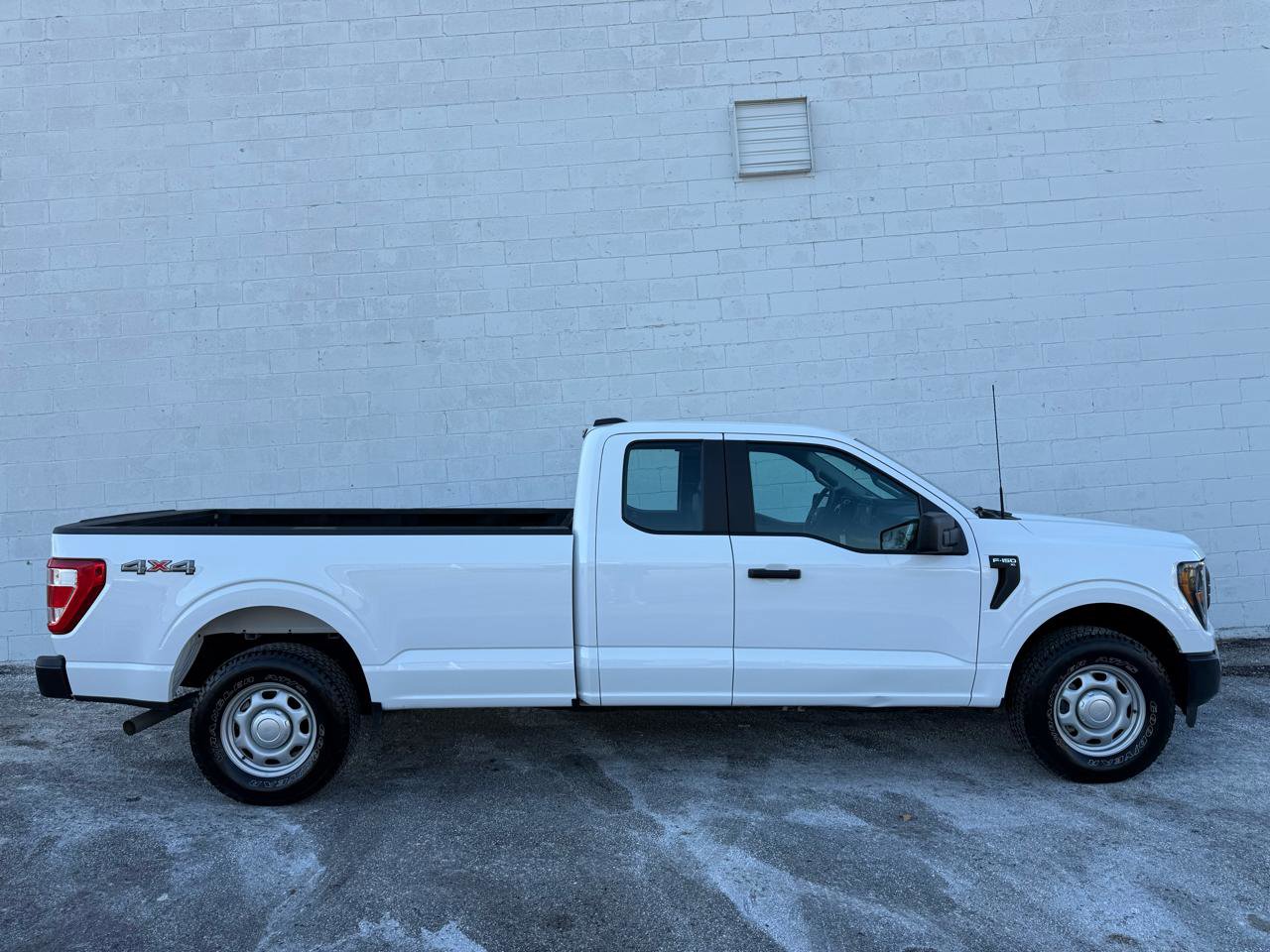 Used 2023 Ford F150 XL image 5