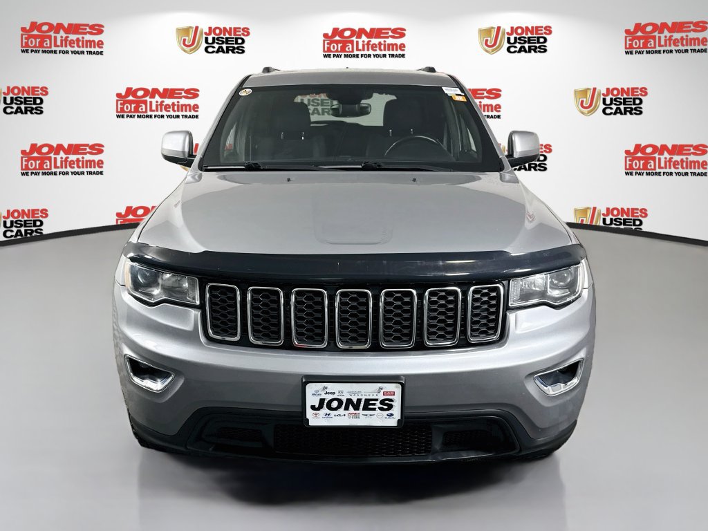 Used 2017 Jeep Grand Cherokee Laredo w/ Quick Order Package 23E AWD/4WD image 11