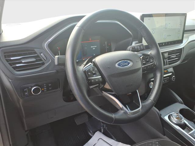 Used 2023 Ford Escape Active w/ Tech Pack #1 AWD/4WD image 19