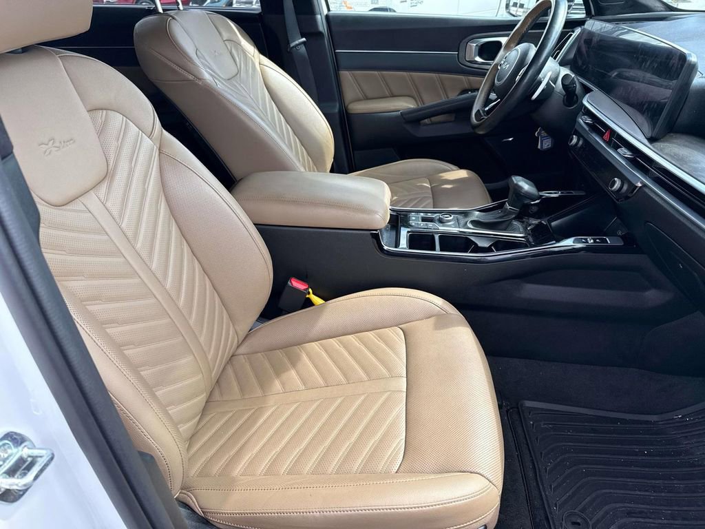 Used 2024 Kia Sorento SX Prestige w/ Olive Brown Leather Package AWD/4WD image 15