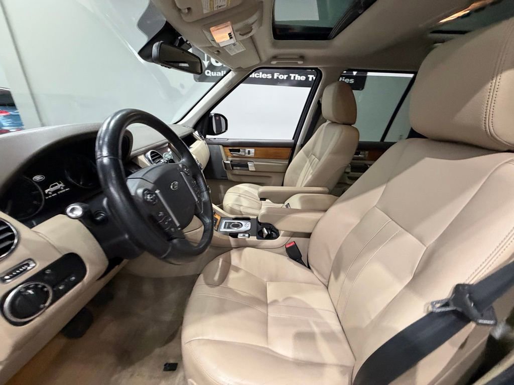 Used 2014 Land Rover LR4 HSE image 22