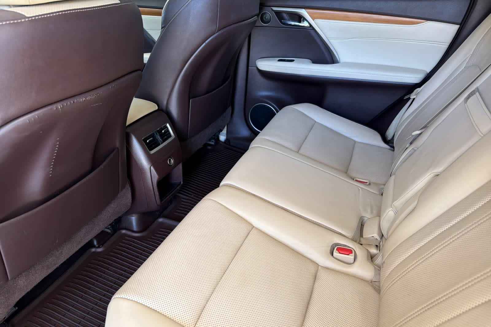 Used 2016 Lexus RX 350 AWD w/ Premium Package image 4