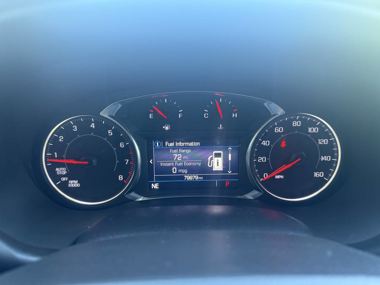 Used 2022 GMC Acadia SLE w/ Driver Convenience Package FWD image 8