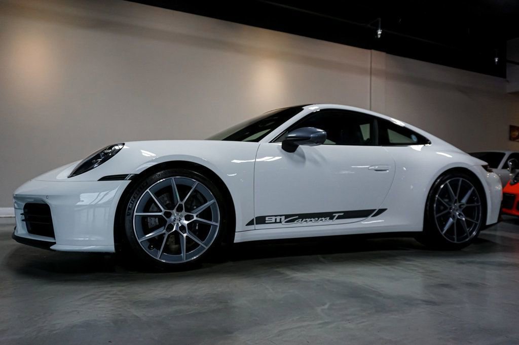 Used 2025 Porsche 911 Carrera T RWD image 53
