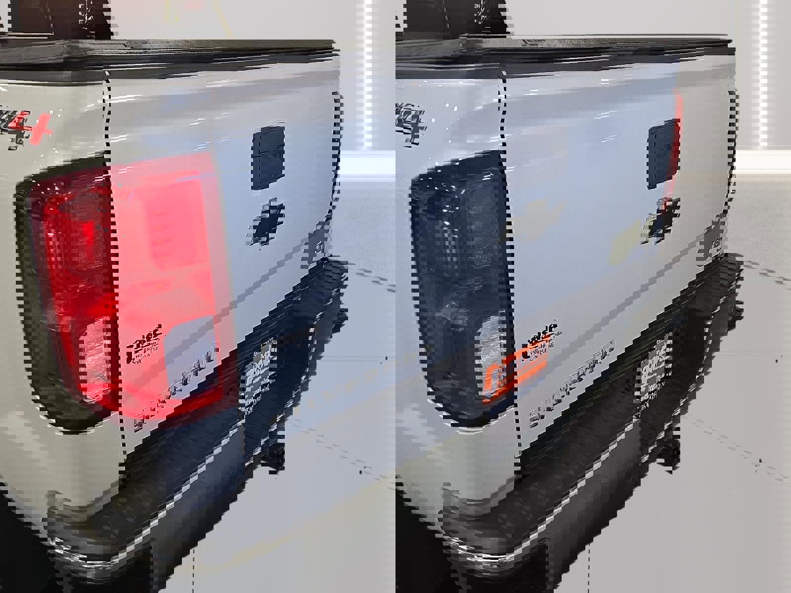 Used 2017 Chevrolet Silverado 1500 LTZ w/ Max Trailering Package image 20